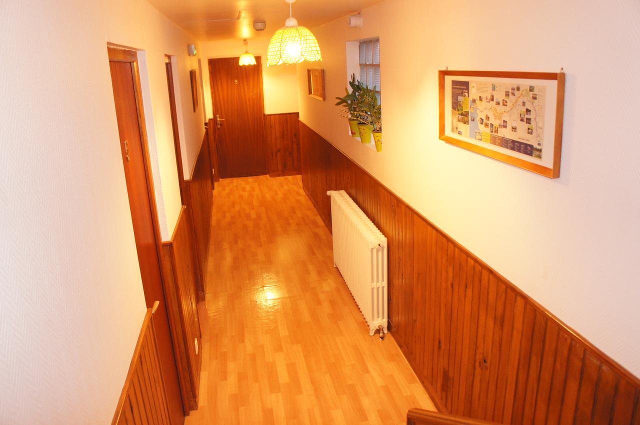 Hotel De La Place Germigny-des-Prés 외부 사진